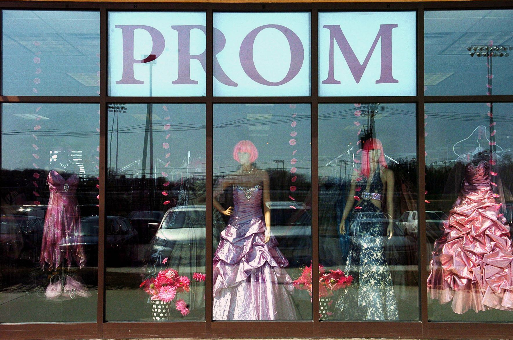 recession prom